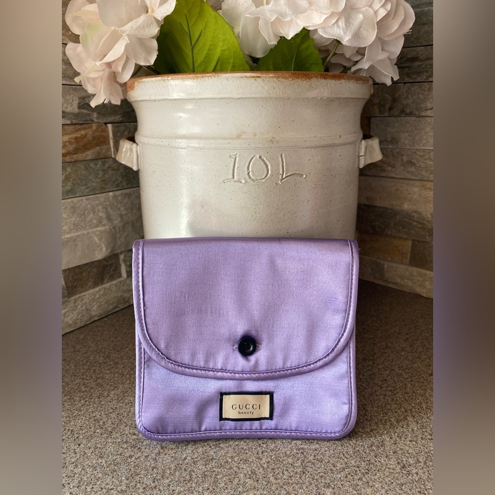 GUCCI Beauty Lilac Purple Fabric Cosmetic Makeup Pouch